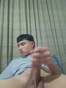 jeremyxxx22 online show from February 13, 2:00 am