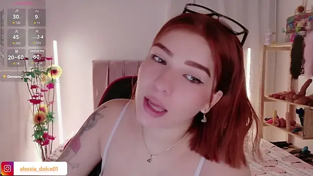 alessia dolce online show from April 6, 2:07 am