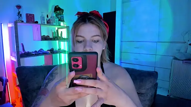 alessia dolce online show from February 26, 9:04 pm