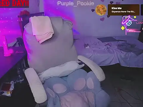 Snapshot of Purple-Pookiee chatting on July 16, 6:21 am Purple-Pookiee online show from July 16, 6:21 am