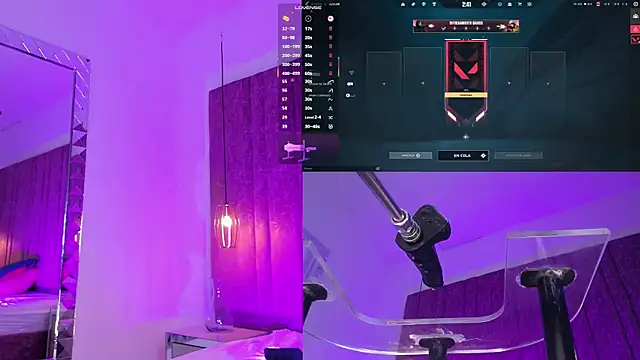 DollieEmma online show from April 15, 1:48 pm