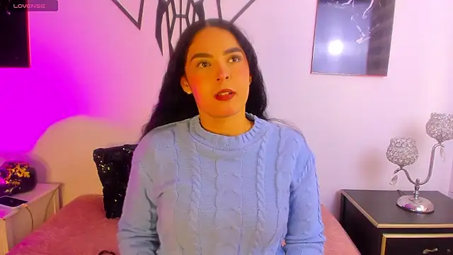 Snapshot of antonella_as chatting on March 3, 9:44 pm antonella as online show from March 3, 9:44 pm