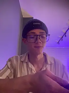 Snapshot of Santi_Princex chatting on June 6, 10:26 pm Santi Princex online show from June 6, 10:26 pm