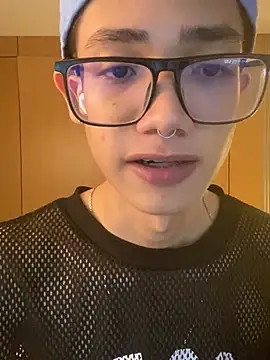 Snapshot of Santi_Princex chatting on May 13, 12:17 am Santi Princex online show from May 13, 12:17 am