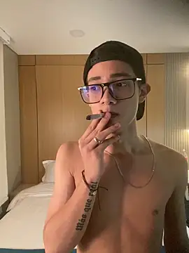 Snapshot of Santi_Princex chatting on May 21, 4:21 am Santi Princex online show from May 21, 4:21 am