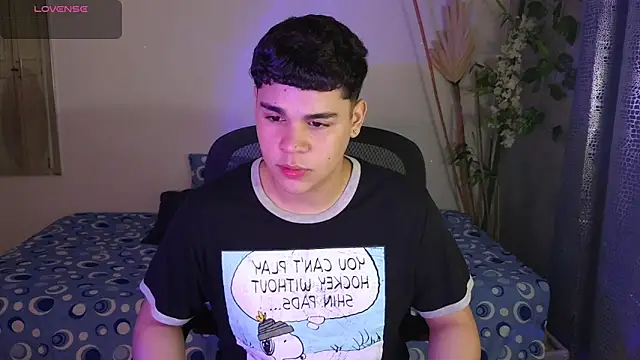 eithan jonnes online show from March 7, 12:06 am