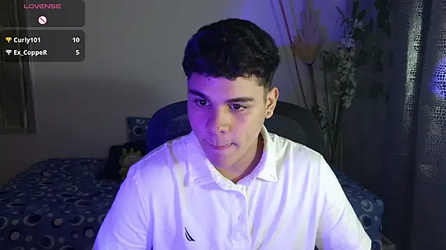 eithan jonnes online show from March 8, 2:04 am