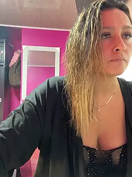 alana  070 online show from April 15, 1:00 am