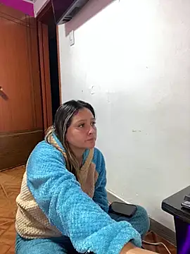 alana  070 online show from February 17, 1:03 am