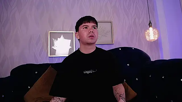 Snapshot of KaiStein chatting on February 20, 6:43 pm KaiStein online show from February 20, 6:43 pm