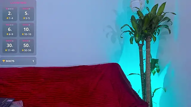 Snapshot of sara-jules chatting on February 19, 11:18 am sara-jules online show from February 19, 11:18 am