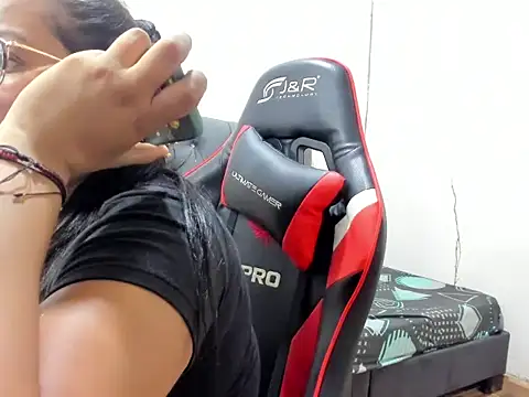 QueenNyxx online show from March 10, 3:16 pm