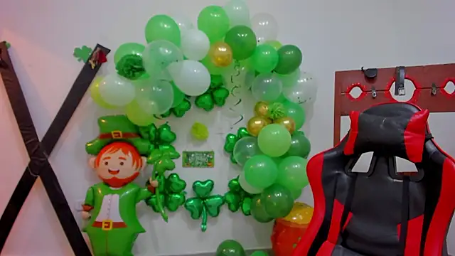 Ruby RedMoon2 online show from March 18, 8:43 pm