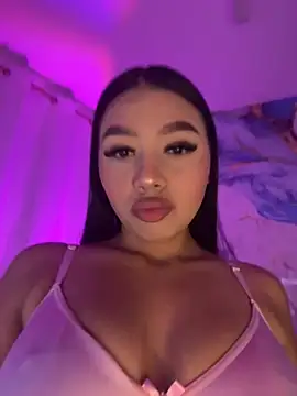 valerie20  online show from June 26, 4:51 am