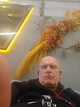 sk8brd snwbrd no snitch online show from February 17, 12:57 pm