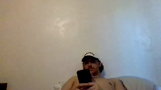 Snapshot of Tallhungandcloudy chatting on February 28, 11:48 pm Tallhungandcloudy online show from February 28, 11:48 pm