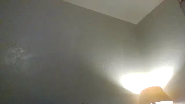 Snapshot of Tallhungandcloudy chatting on February 27, 3:18 am Tallhungandcloudy online show from February 27, 3:18 am