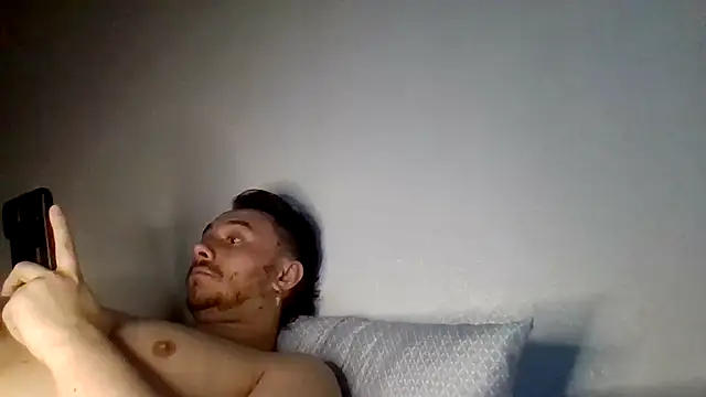 Tallhungandcloudy online show from March 9, 7:06 pm