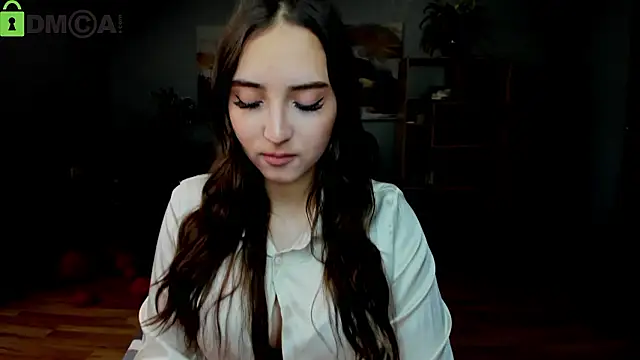 Effy Royse online show from March 9, 6:39 am