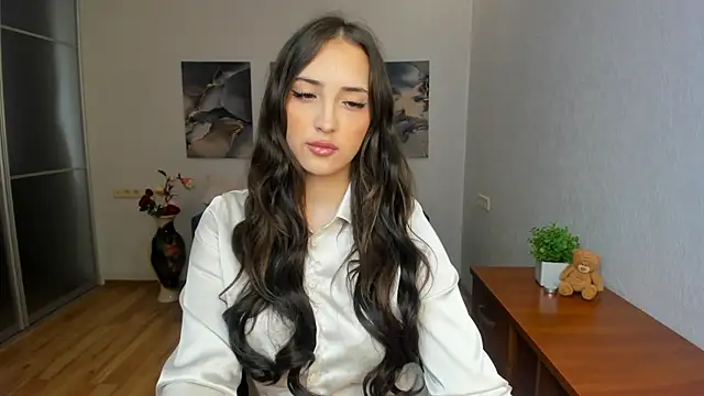 Snapshot of Effy_Royse chatting on July 10, 5:40 am Effy Royse online show from July 10, 5:40 am