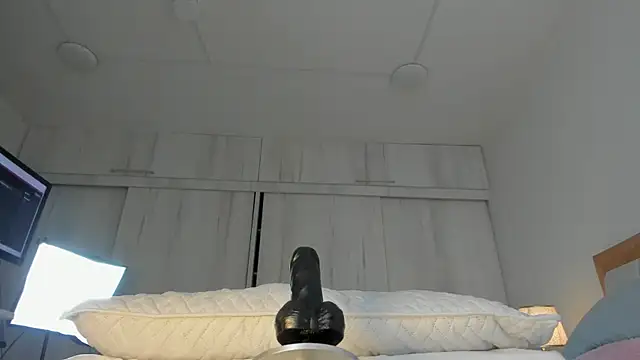 Bunny Blush1 online show from March 4, 8:49 pm