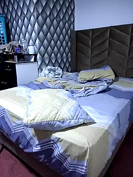 Pablito1993 online show from February 18, 4:21 am