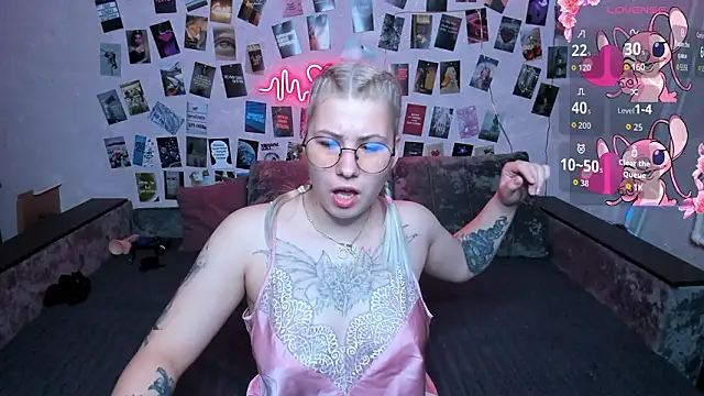 x Ulya1cutex online show from March 21, 4:22 pm