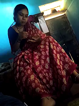 Snapshot of Kiran_hote chatting on March 1, 10:26 am Kiran hote online show from March 1, 10:26 am