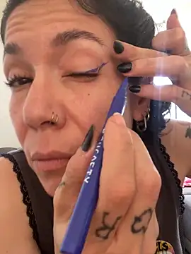 JeanneDuval8888 online show from March 30, 11:17 pm