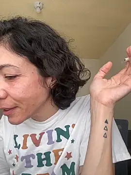 JeanneDuval8888 online show from May 30, 10:59 pm