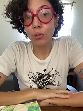 JeanneDuval8888 online show from March 4, 9:11 pm