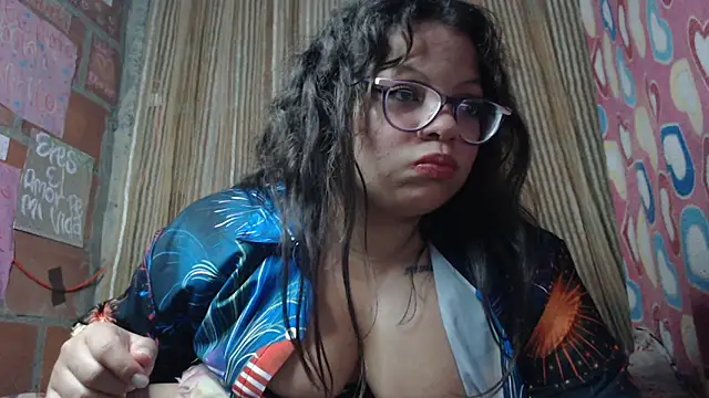 vanuslovelatina online show from March 25, 2:01 am
