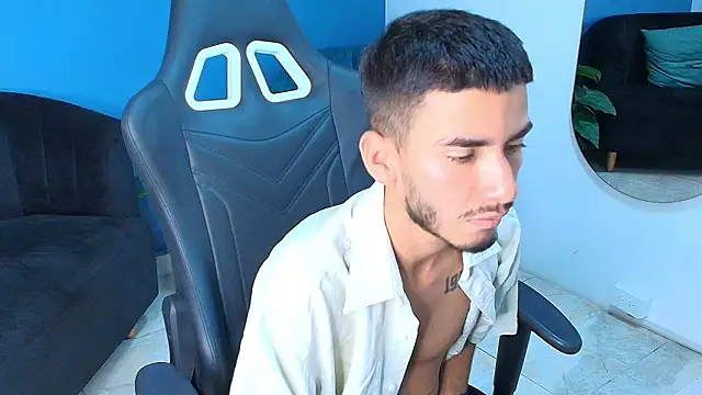 Noah-JONES online show from February 27, 3:18 am