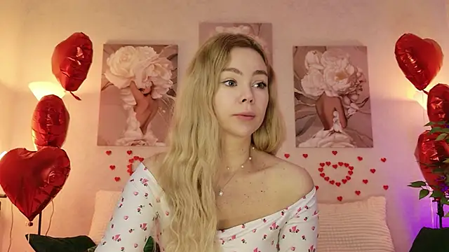 Snapshot of caty_kiss chatting on February 14, 2:23 am caty kiss online show from February 14, 2:23 am