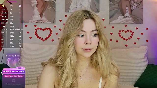 Snapshot of caty_kiss chatting on February 16, 4:11 am caty kiss online show from February 16, 4:11 am