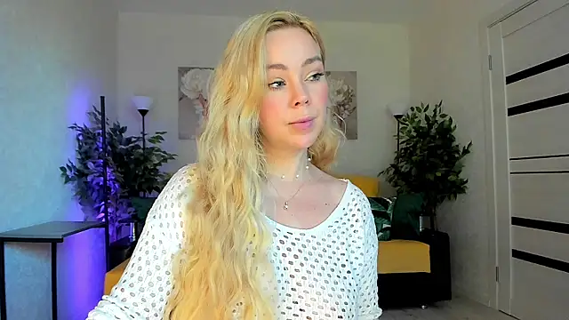 Snapshot of caty_kiss chatting on June 10, 5:08 am caty kiss online show from June 10, 5:08 am