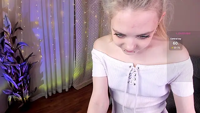 Astralil  online show from March 11, 1:21 am