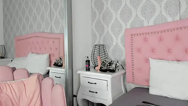 luciana lopez 7 online show from March 2, 3:40 am