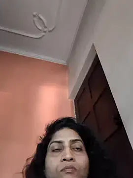 Snapshot of sexysilmy chatting on February 28, 7:08 am sexysilmy online show from February 28, 7:08 am