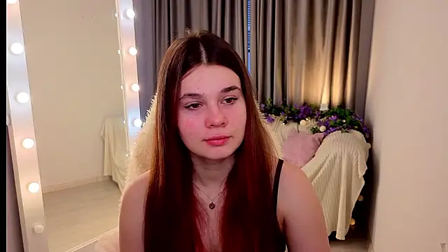 Snapshot of Monaswetty chatting on March 18, 5:32 am Monaswetty online show from March 18, 5:32 am
