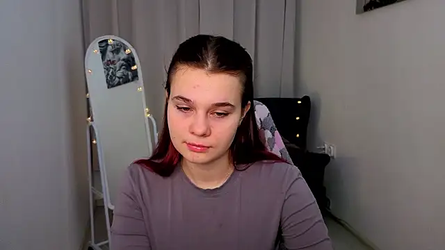 Snapshot of Monaswetty chatting on March 3, 5:25 am Monaswetty online show from March 3, 5:25 am