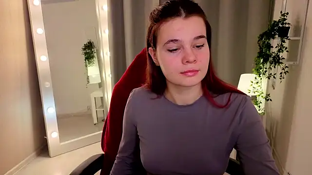 Snapshot of Monaswetty chatting on March 1, 9:53 am Monaswetty online show from March 1, 9:53 am