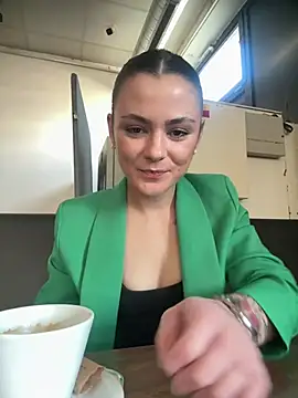 alwayshornyvivi online show from March 5, 10:12 am