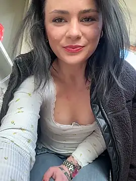 alwayshornyvivi online show from March 24, 9:09 am