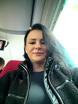 alwayshornyvivi online show from April 9, 6:30 am