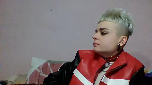 AlisaDear257 online show from February 20, 8:44 pm