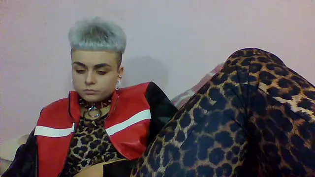 AlisaDear257 online show from February 25, 1:22 pm