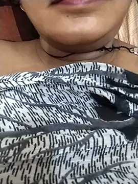 Snapshot of ankita077 chatting on July 13, 5:45 pm ankita077 online show from July 13, 5:45 pm