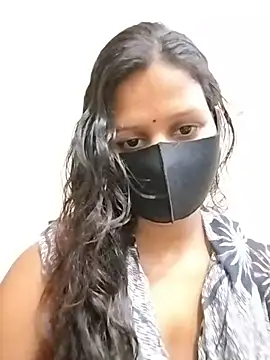 ankita077 online show from April 26, 11:57 pm