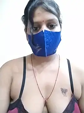 Snapshot of ankita077 chatting on June 11, 12:32 am ankita077 online show from June 11, 12:32 am